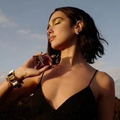 Yves Saint Laurent Eau De Parfum Libre Le Parfum -Parfumwinkel 1200x1200 13