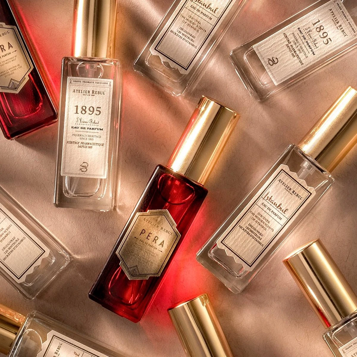 Istanbul Eau De Parfum (12ml) Atelier Rebul - Houtige & Kruidige Geur - Unisex Parfum 2 Istanbul Eau De Parfum (12ml) Atelier Rebul - Houtige & Kruidige Geur - Unisex Parfum - Afbeelding 2