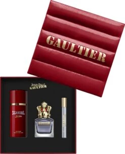 Jean Paul Gaultier Scandal Pour Homme Giftset - 50 Ml Eau De Toilette Spray + 10 Ml Eau De Toilette Tasspray + 150 Ml Deospray - Cadeauset Voor Heren -Parfumwinkel 979x1200 1